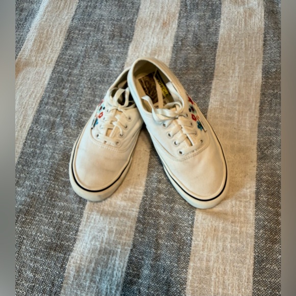 Womens SZ 7.5 VANS Authentic Vr3 Lace Up White Sneakers Groovy Floral - Picture 2 of 7